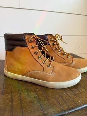 Timberland Women's Dausette Sneaker Boots Wheat Nubuck A1KLZ Size 6.5